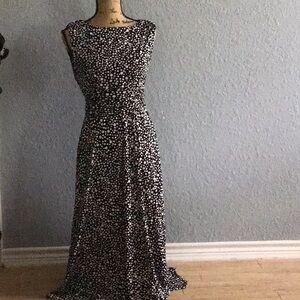 Elegant Jessica Howard Black and White Polka Dot Dress